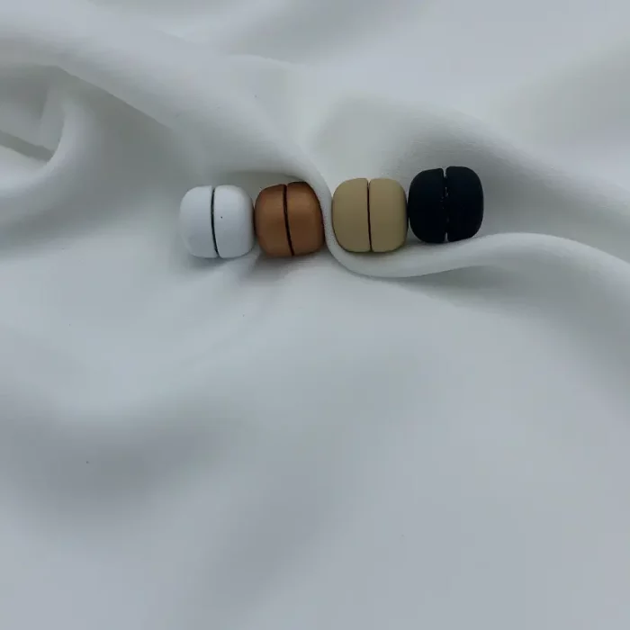 Épingle magnétique matte