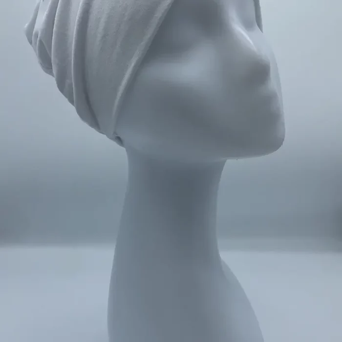 Bonnet FERMÉ blanc